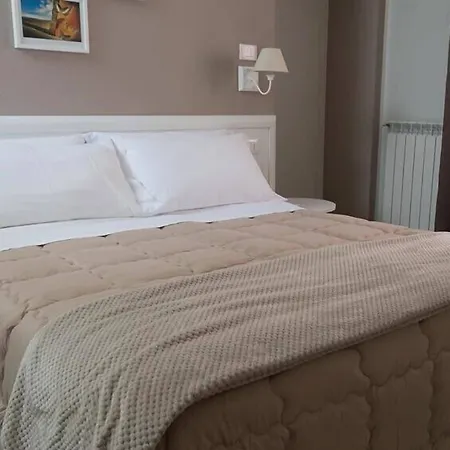 Bed and breakfast Reginelena 4*